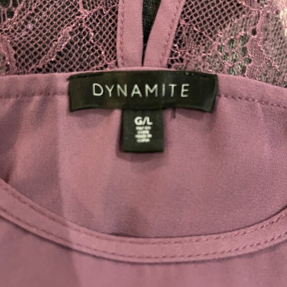 Dynamite Lace Blouse - Picture 4 of 4